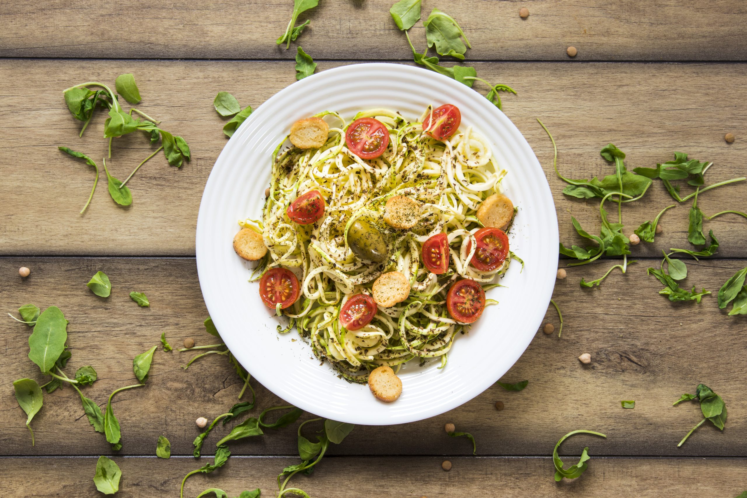 Spaghetti with pestoand cherry tomato